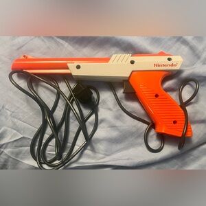 Nintendo Zapper Gun for Nintendo NES 1985